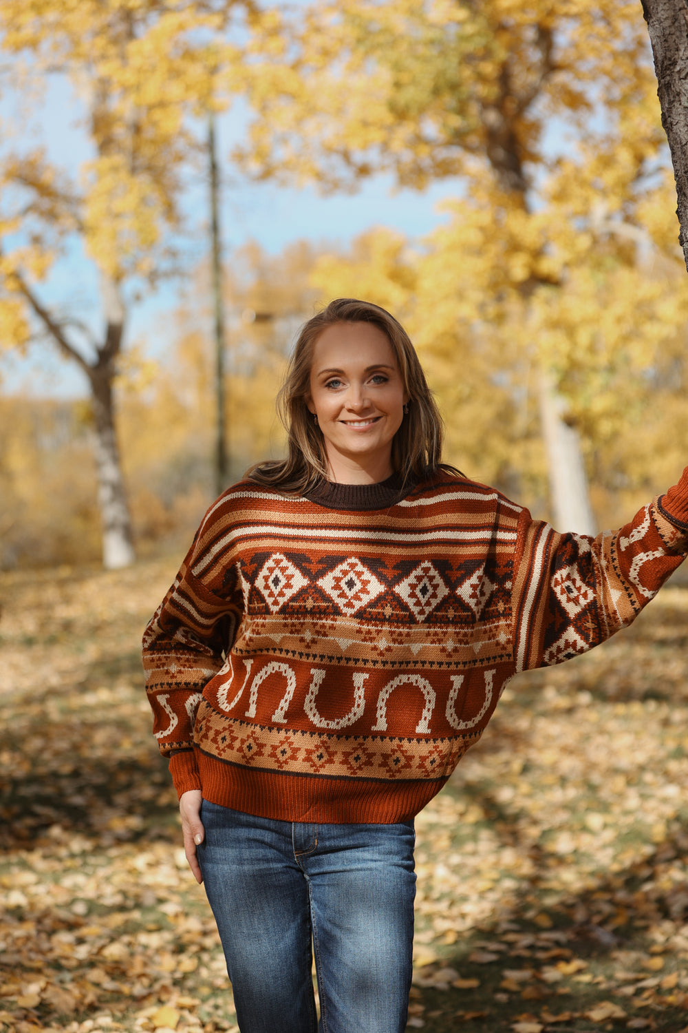 Wrangler Women's - Retro® Punchy Crew Sweater - Burgundy/Brown